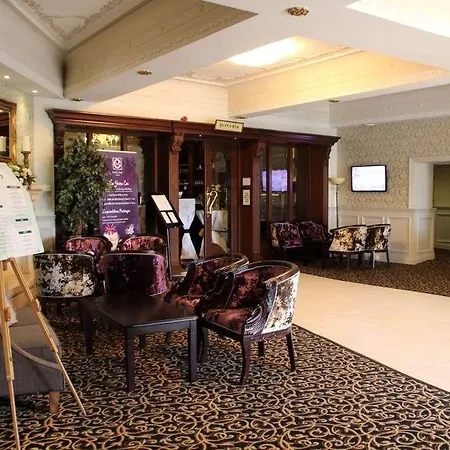 The Royal & Leisure Centre