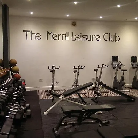 Отель The Royal & Leisure Centre Брей