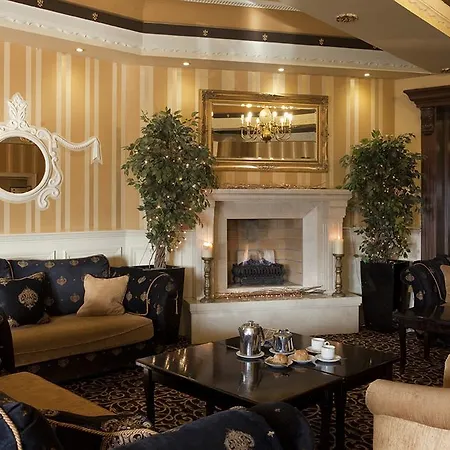The Royal & Leisure Centre 3* Брей