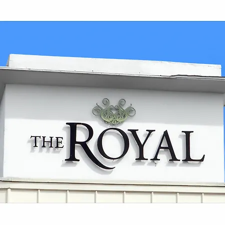 The Royal & Leisure Centre 3* Bray