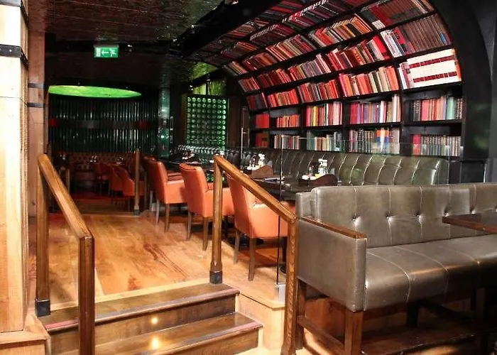 The Royal & Leisure Centre 3* Bray