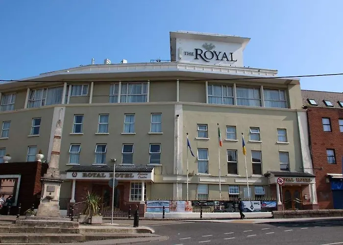The Royal & Leisure Centre Hotel