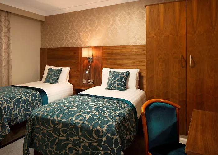 皇家酒店和美林休闲俱乐部 3* 布瑞