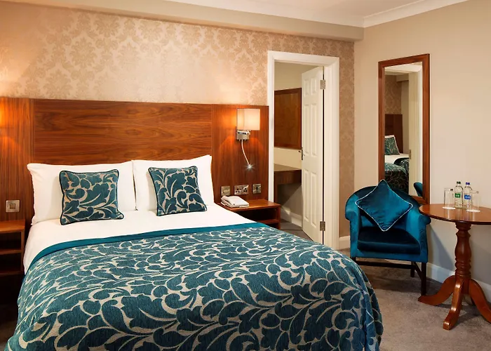 The Royal & Leisure Centre 3* Bray