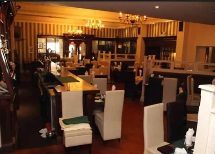 The Royal & Leisure Centre