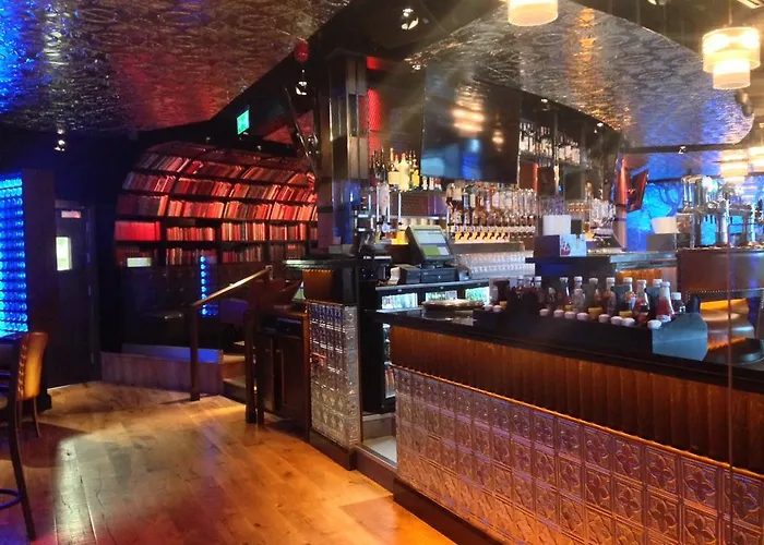 Hotel The Royal & Leisure Centre Bray